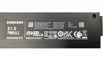 Samsung PM9A3 MZTL23T8HCLS-00A07 3.84TB E1.S PCIe 4.0 x4 SSD